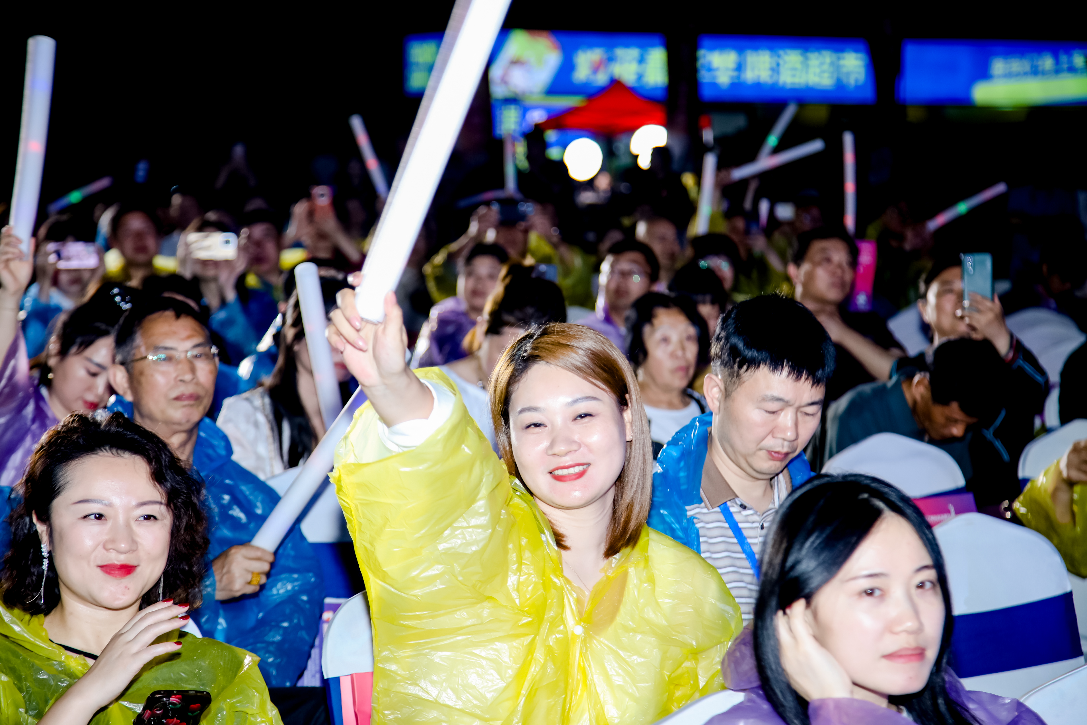 熊猫烟花之夜,新品震撼绽放