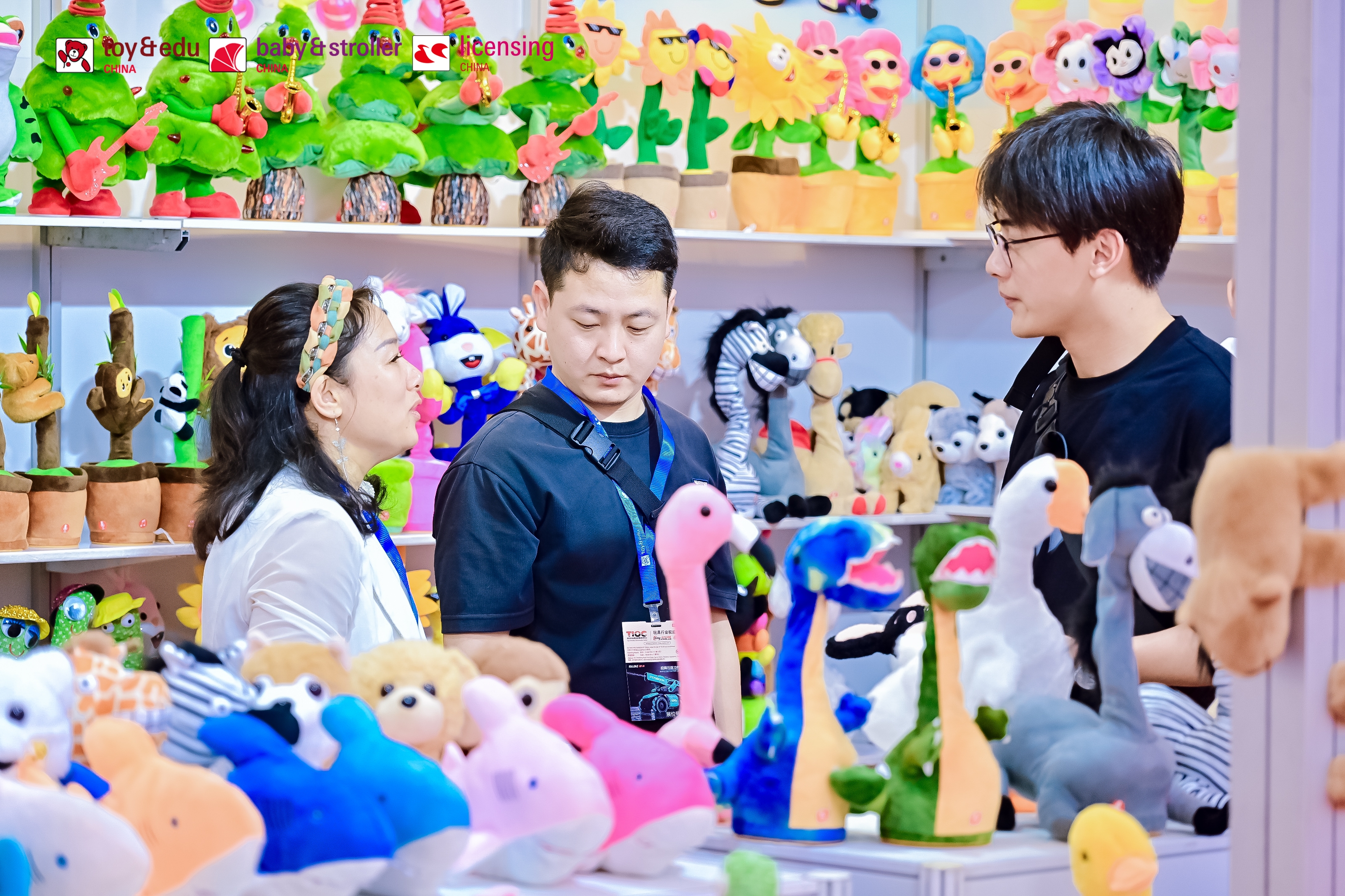 传统与潮流并进 内地首展闪耀鹏城