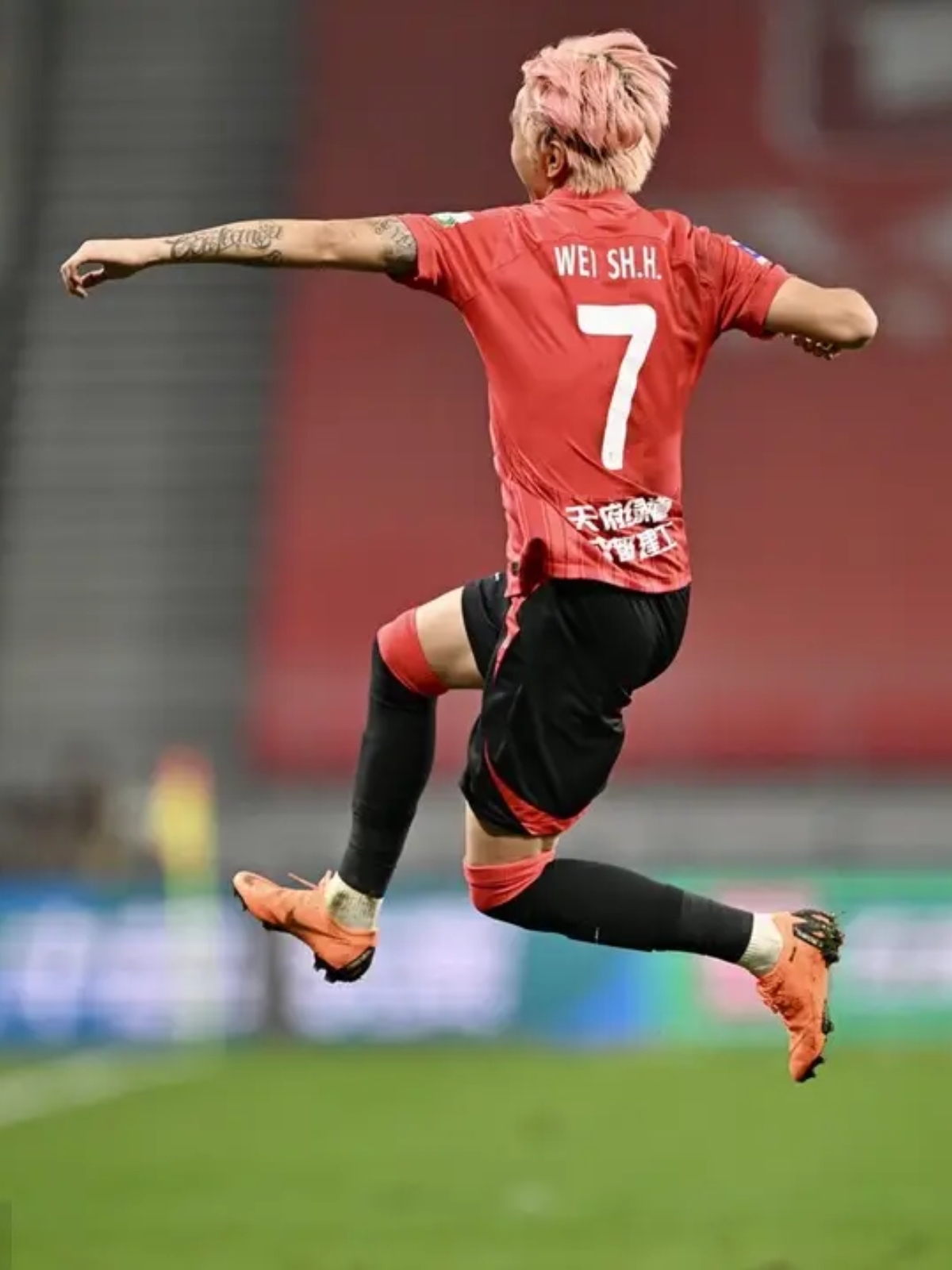 包含米兰体育:中超升班马球队生存策略：战术务实与引援精准的词条