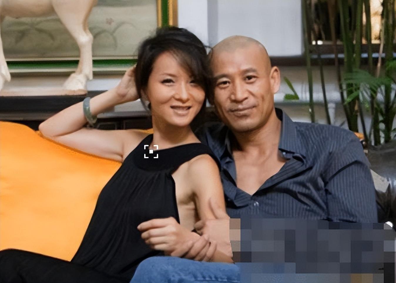 回顾谢兰:嫁给师小红丁克11年愁坏婆婆,39岁意外怀孕全家乐开怀