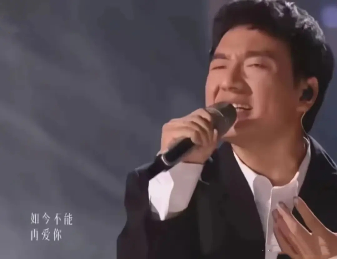 歌手:叶赫那拉守国门,国内歌手惨遭降维打击,真就不能换人吗?