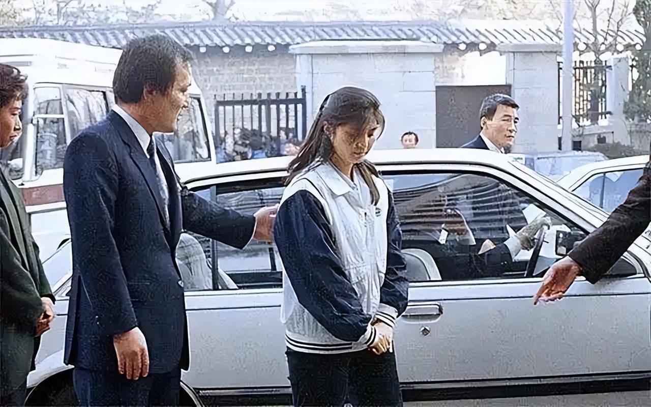 1987年,朝鲜女特工炸客机致115人遇难被判死刑,至今仍安然无恙