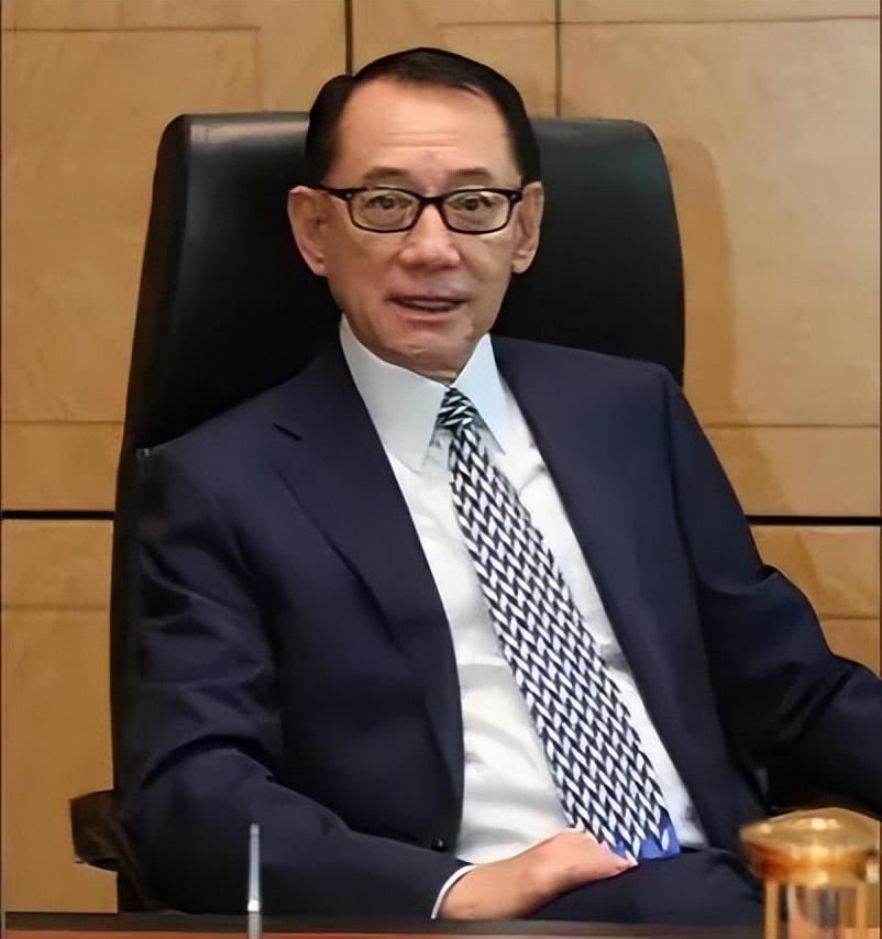 霍汶希亲自捧红谢霆锋,一直未婚生女,她的故事远比想象中更精彩