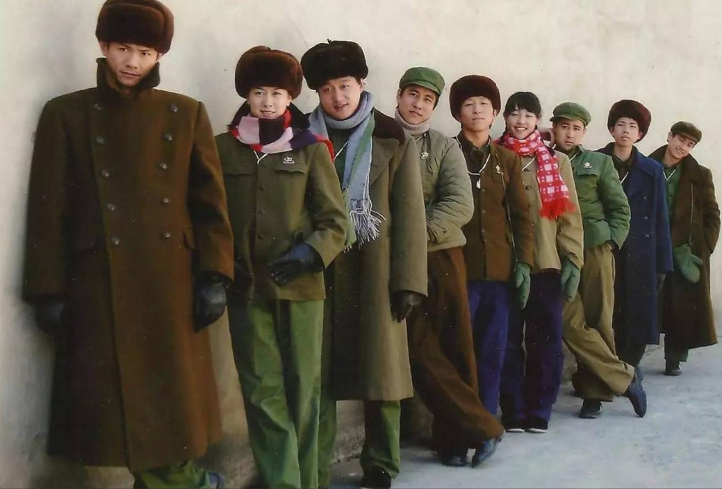 回顾爱妻去世13年,葬礼上哭到昏厥发誓永不再娶的果靖霖,怎样了