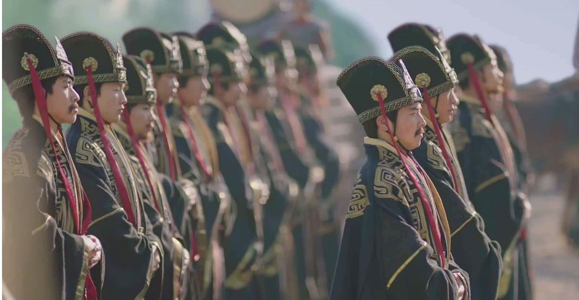 一代孝子黄香,小时候为父亲扇风暖被窝,长大之后过得如何?