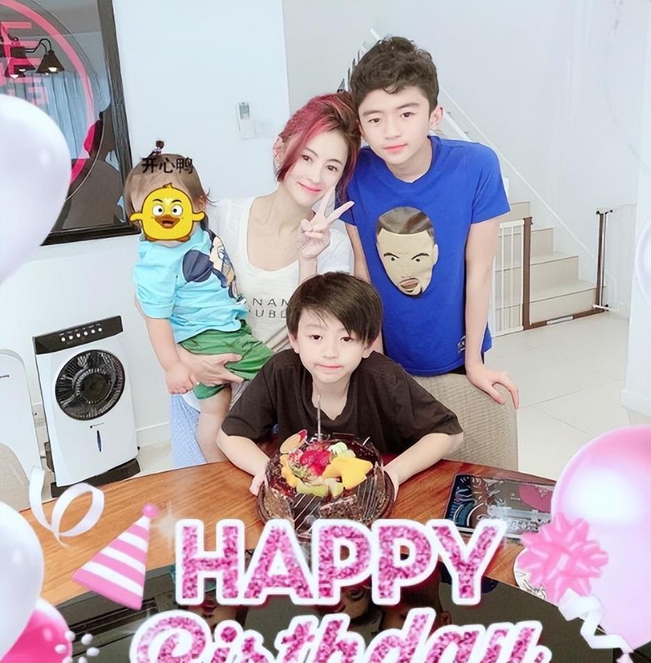 盘点来内地养老的8位单身港星现状,租房住,领退休金,未婚生子