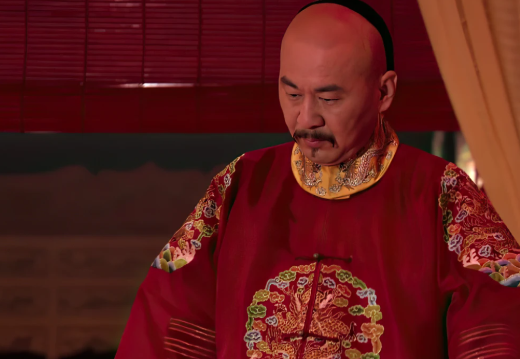 为何淳儿第一次侍寝时,皇上刻意换了睡衣?背后大有讲究