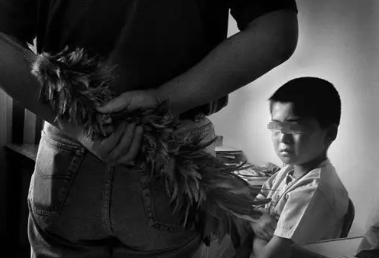 2019年80岁父亲纵火,欲与儿子同归于尽,吃了过期耗子药自杀未遂