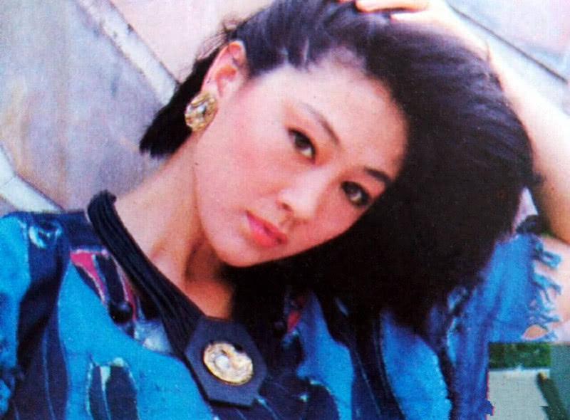 王姬拍《北京人在纽约》突然怀孕,姜文无法对戏,郑晓龙顾虑损失