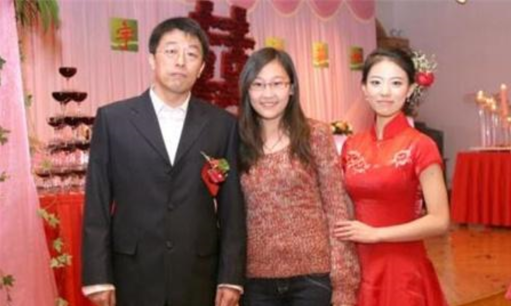 回顾李文辉:55年婚姻催人泪下,阎肃离世后,她晚年生活状况怎样