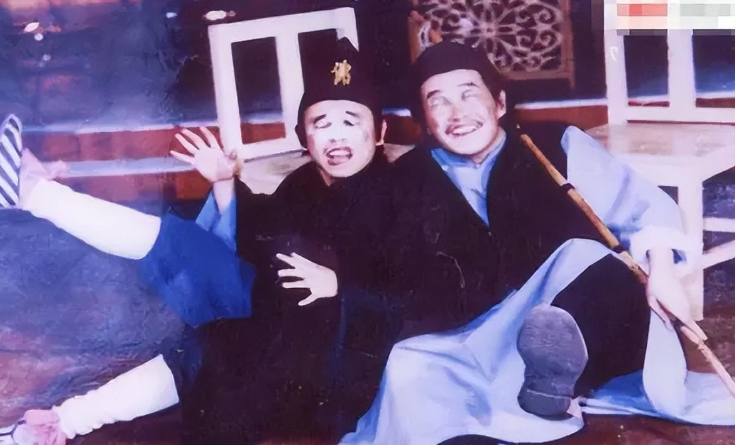 回顾:《炊事班的故事》演员现状,有人住筒子楼,有人晚年塌房