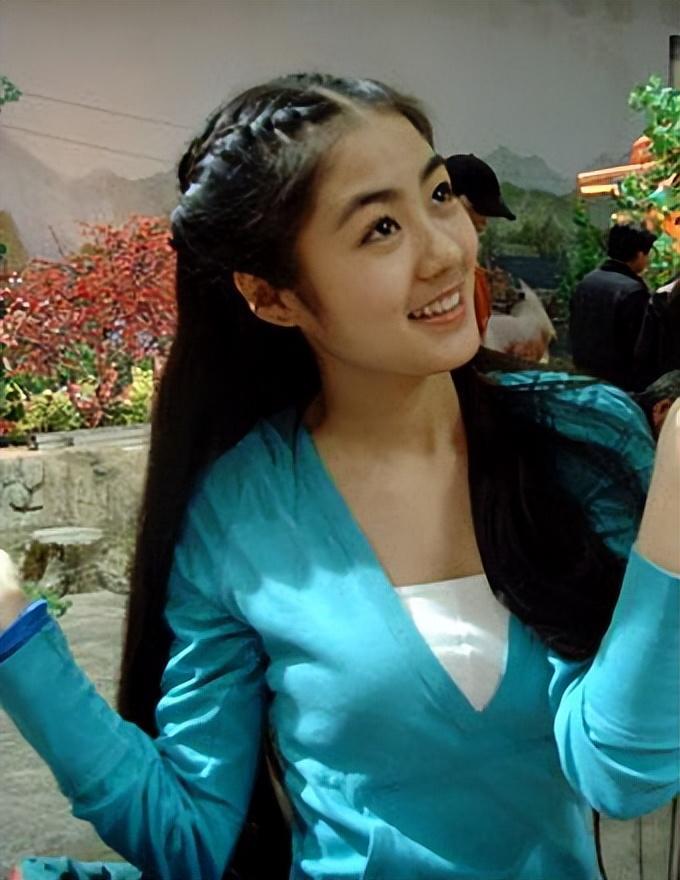 嫁富商后3年生2胎,老公入狱14年,乡村爱情"王小蒙"现状咋样?