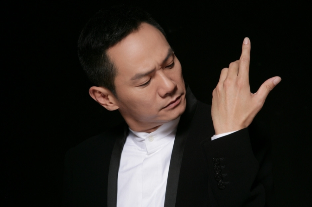 回顾爱妻去世13年,葬礼上哭到昏厥发誓永不再娶的果靖霖,怎样了