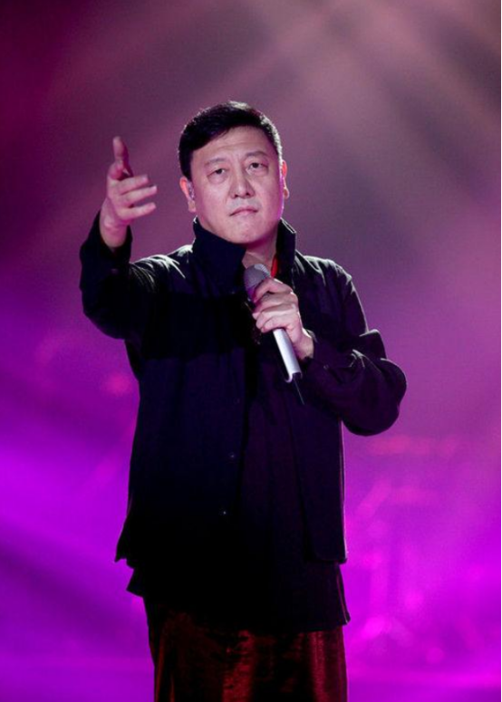 回顾韩磊:苦追王燕两年,39岁终于得偿所愿,结婚16年宠妻如宝