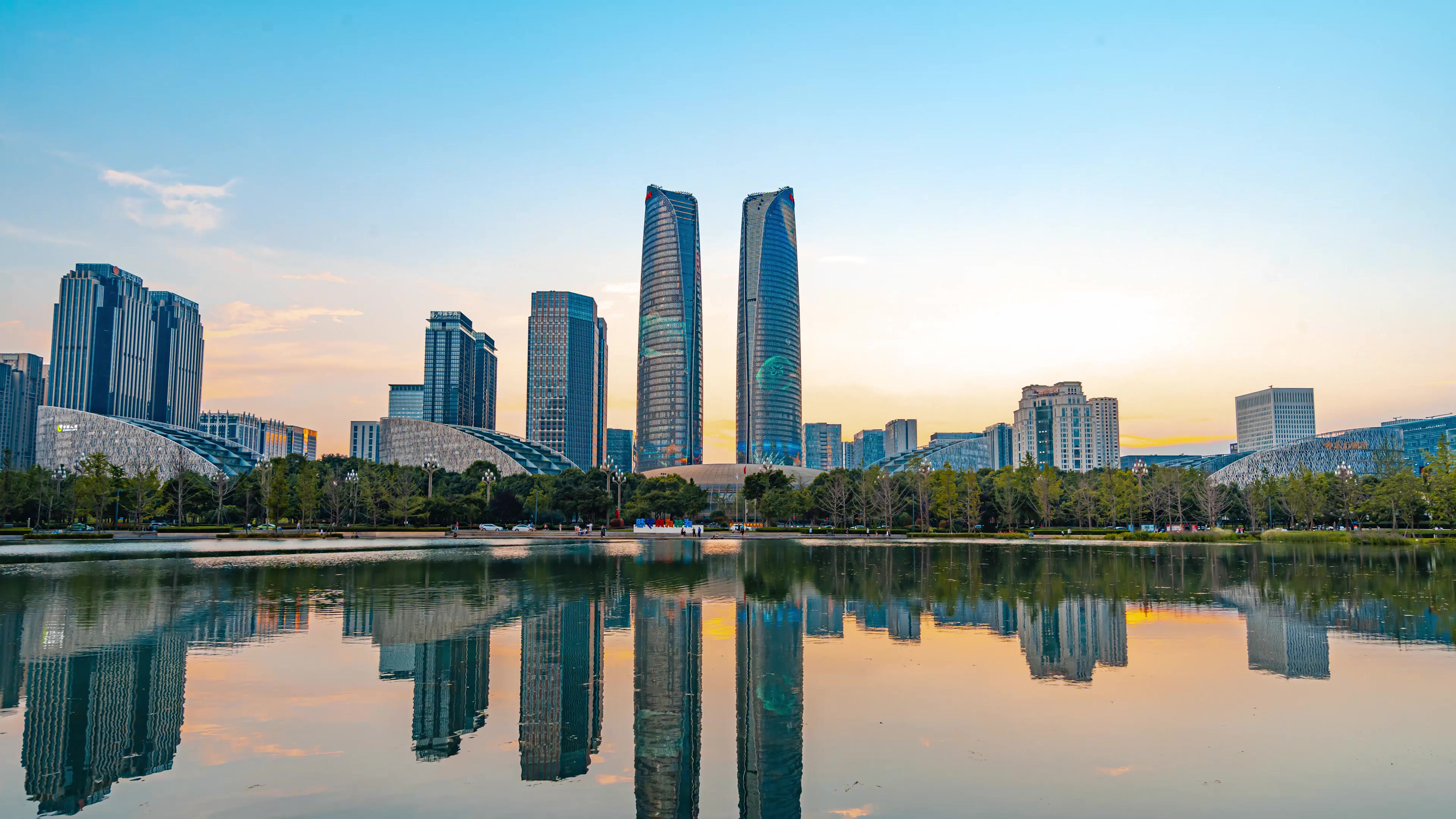 成都景区优惠来了,女性福利就在这周,免费耍半价游不要错过