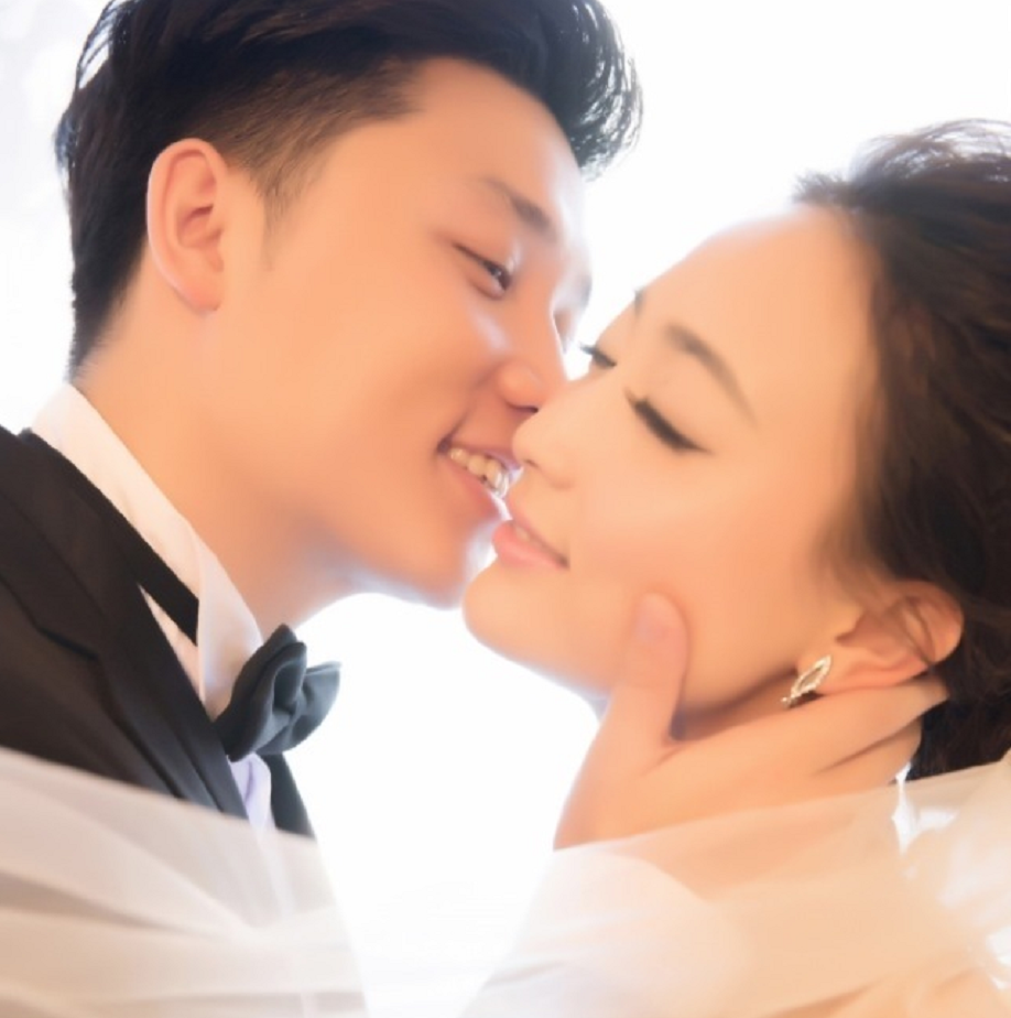 著名演员戴春荣之女郝洛钒:见证父母爱情,说也要像他们一样幸福