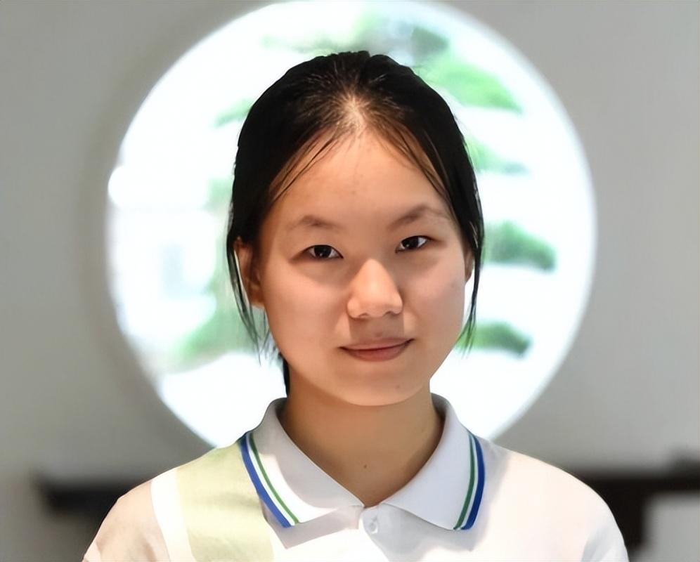 回顾16岁女孩冼奇琪,扬言"懒得考清华北大",成绩高出