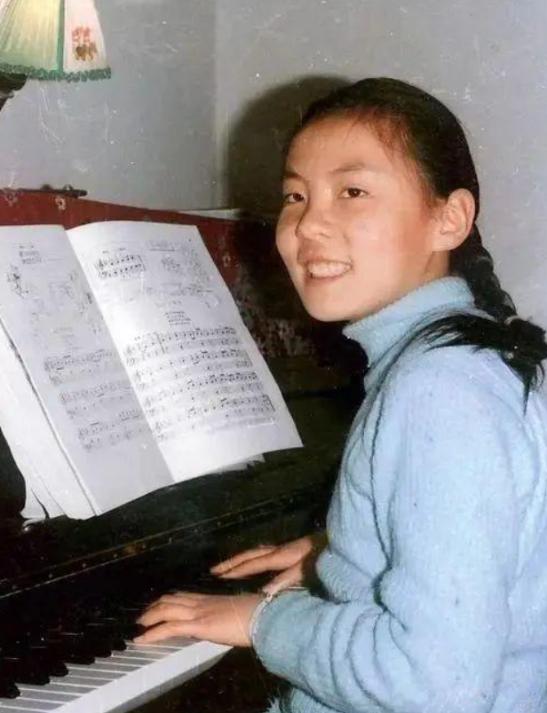 回顾:才女朱令遭人2次投毒,落终身残疾智商7岁,还能等到真相?