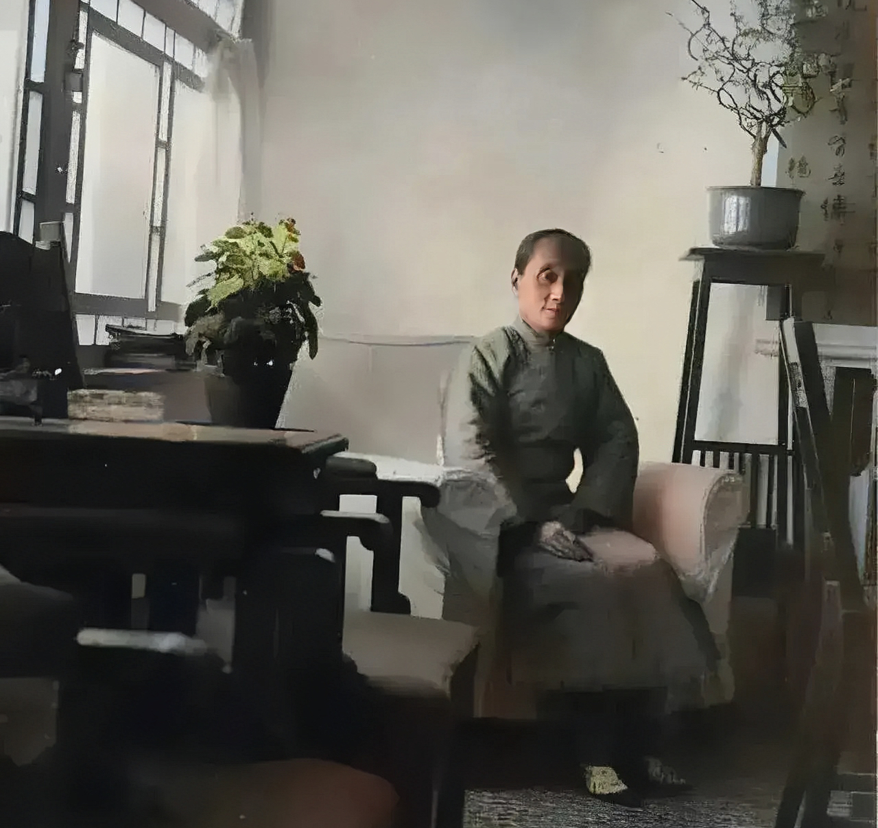 鲁迅的原配妻子朱安的照片,难怪难以爱上她!