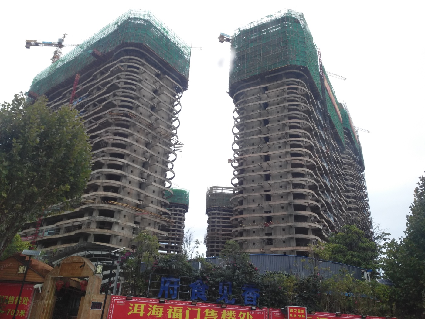 大理洱海福门为什么多次延期交房?