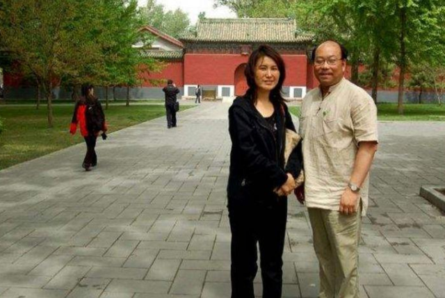 徐庆东:与小23岁妻子恩爱9年,病逝后,遗孀王茜的痴爱让人泪目
