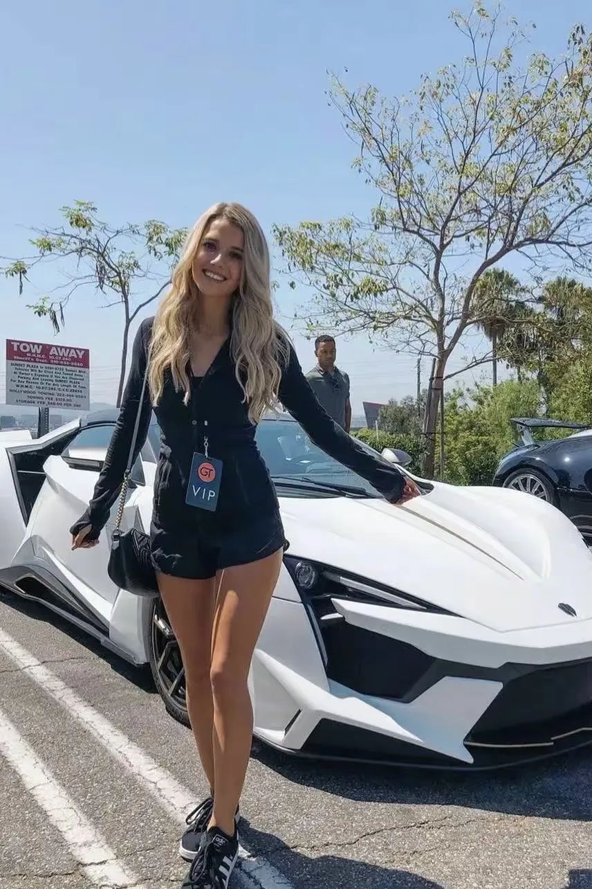 26 岁的 lindsay brewer:赛车界的闪耀新星!