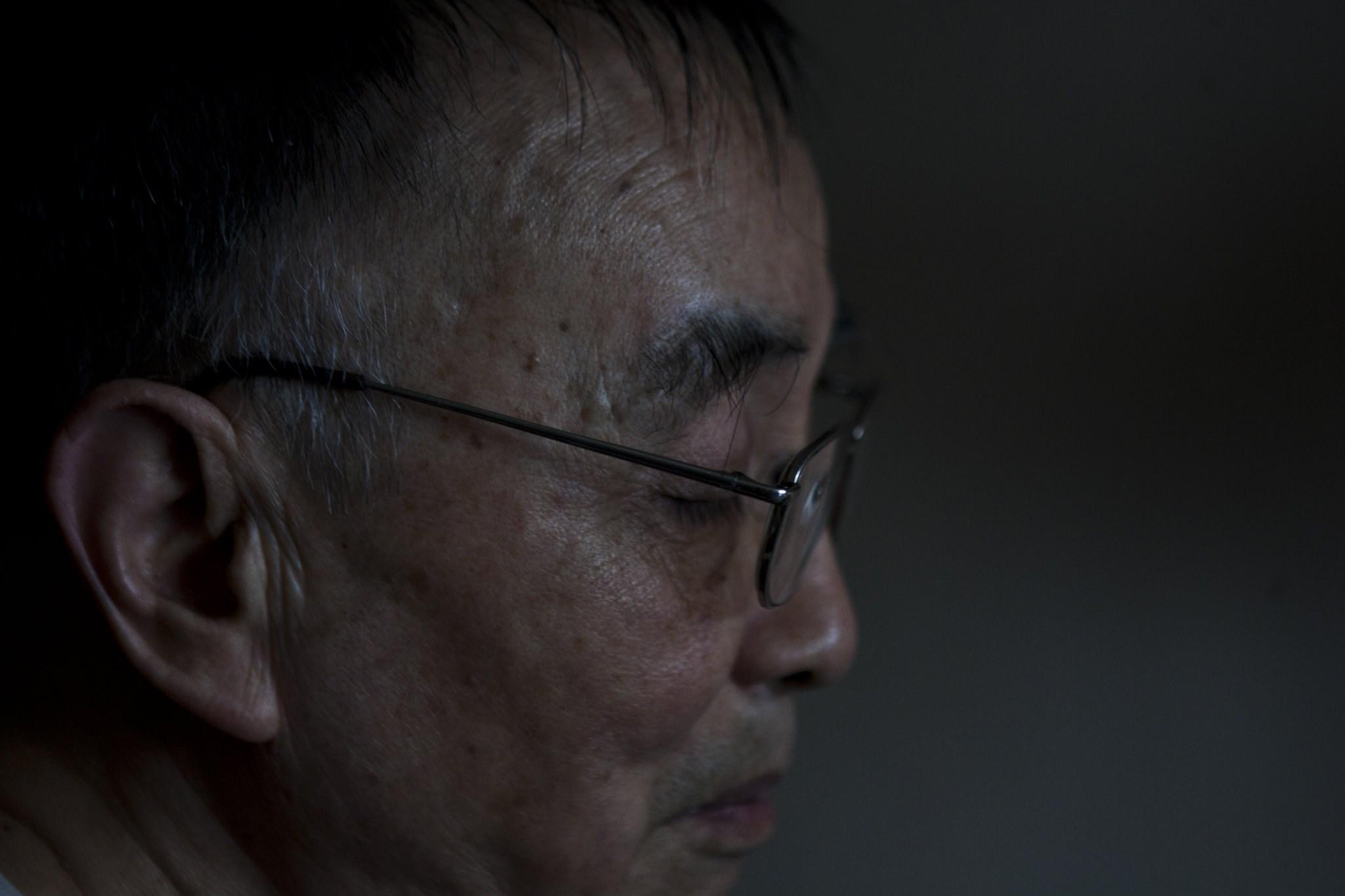 1989年北大姐姐坠崖身亡,5年后清华妹妹被投毒,嫌疑人出国逍遥