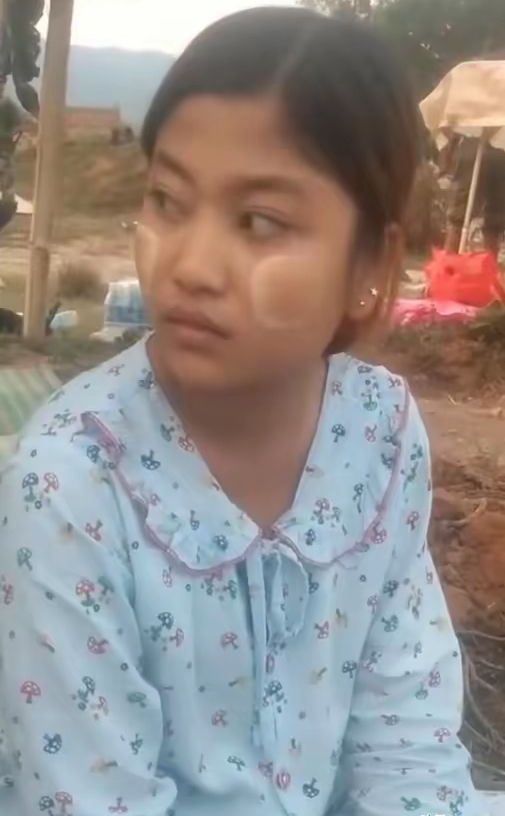 克钦独立军最近的一次军事行动中,成功地俘虏了一位缅军的女上尉