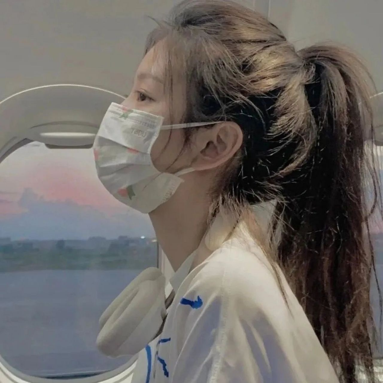 扎马尾的女生头像|致青春,嗨,同学你好.