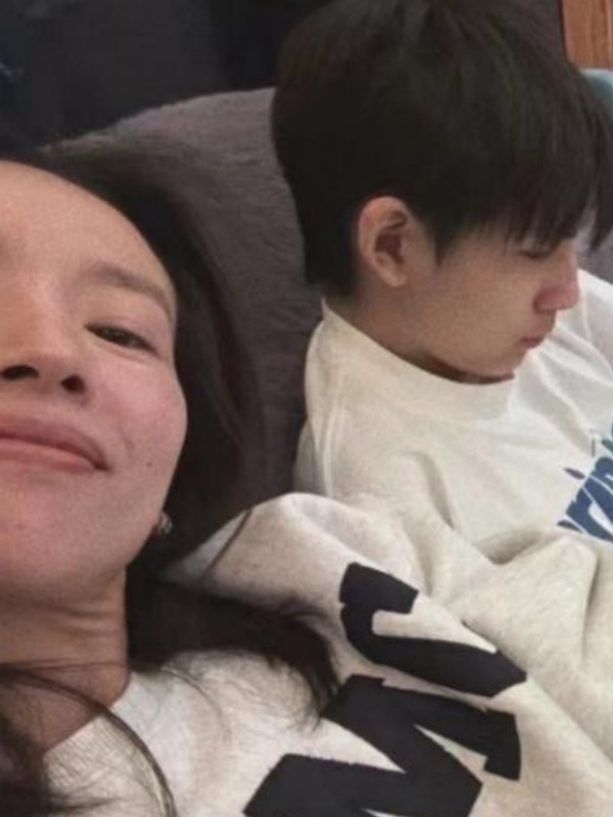 潘粤明终于见到了顶顶