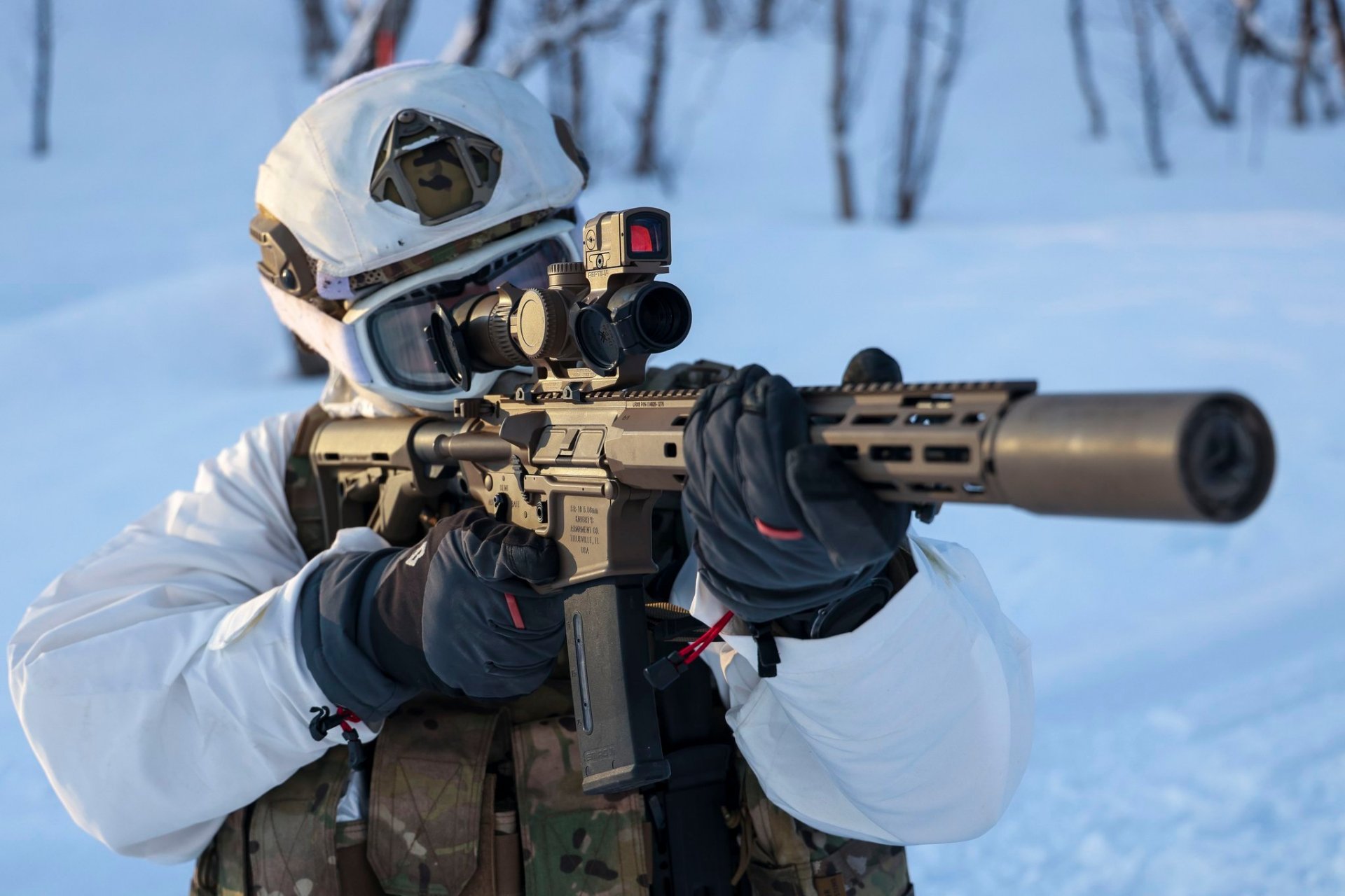 英国陆军新装备的l403a1式5.