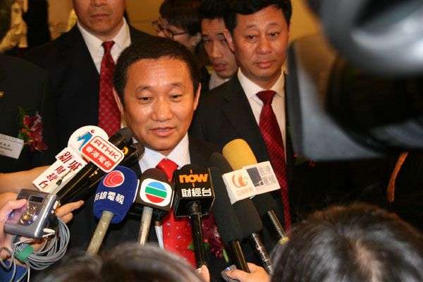 除了设备购置,刘忠田更是大手笔投下20多亿人民币,建设厂房.