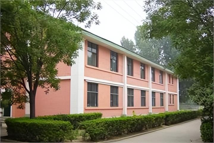 回顾:北京一男子去世,孤独症儿子送养老院,哥哥千万遗产送护工