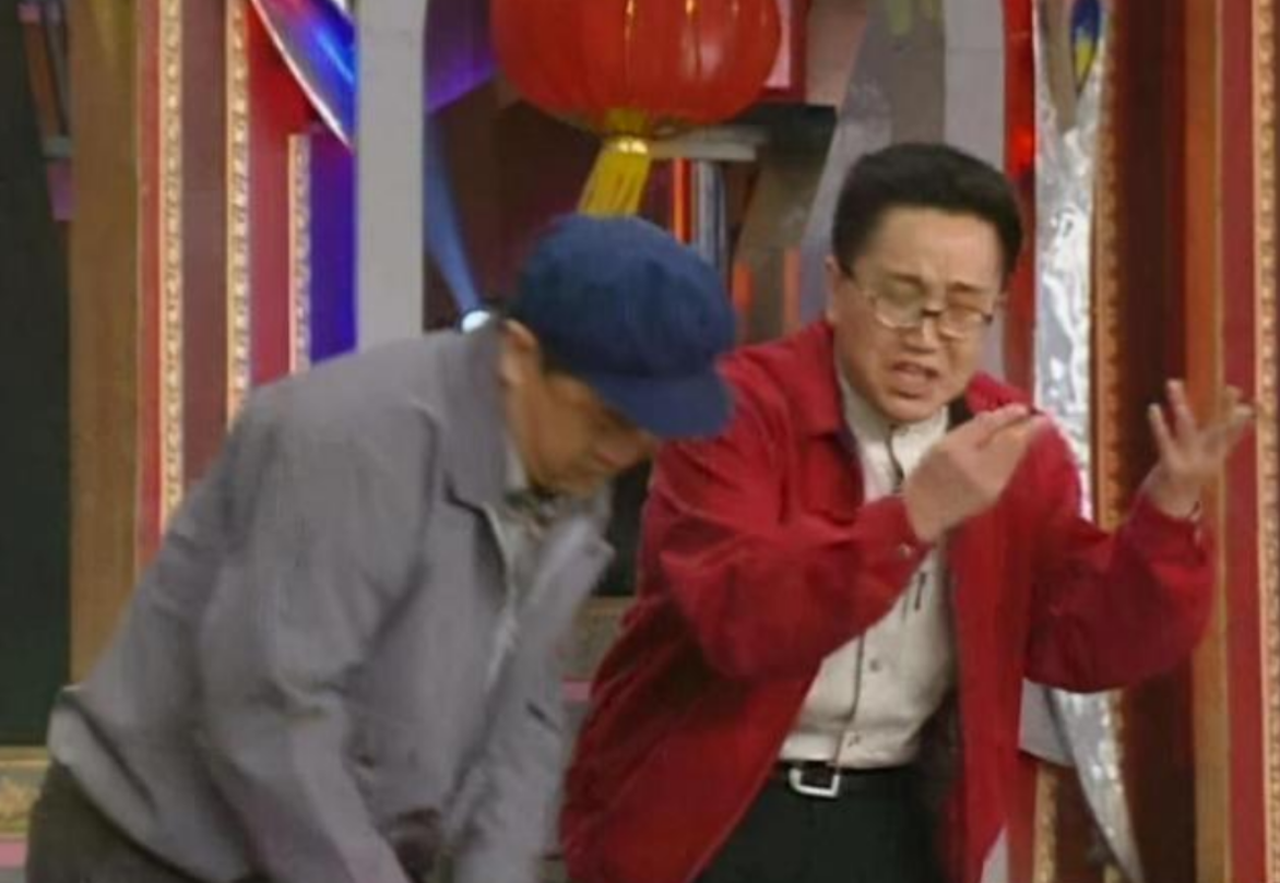 回顾句号:二婚娶小11岁的娇妻,47岁喜得女儿,风光背后是心酸