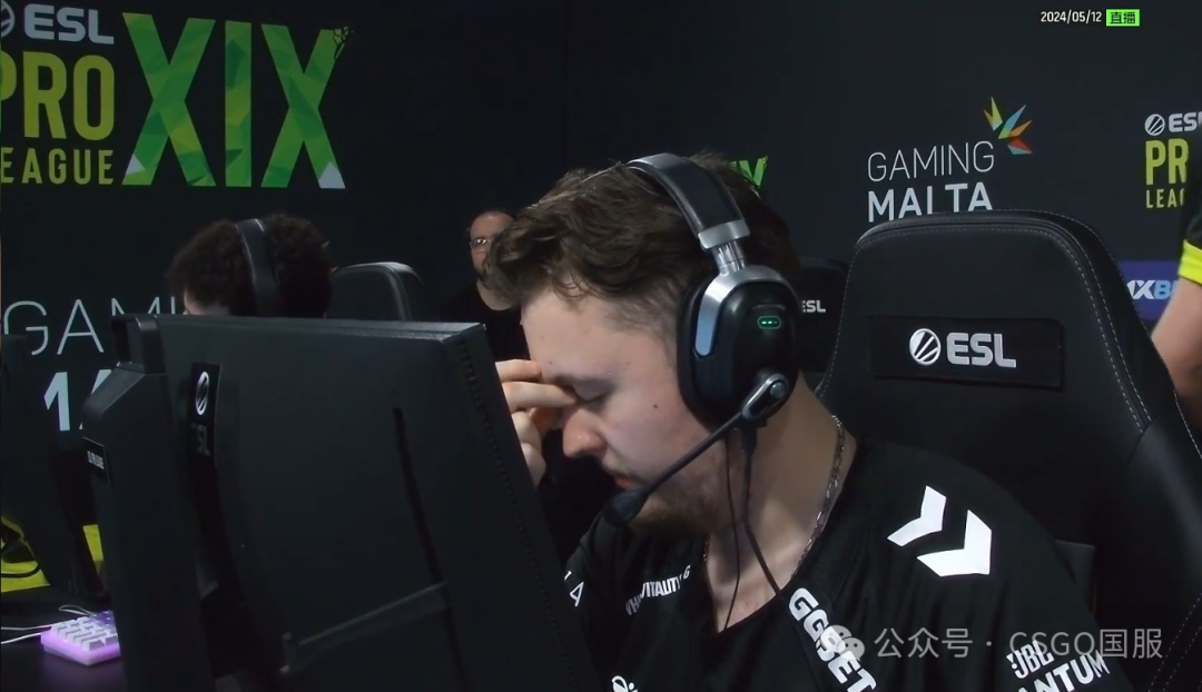 【MOUZ三图横扫Vitality,蝉联EPL冠军!薯薯追平阿汤哥MVP数】