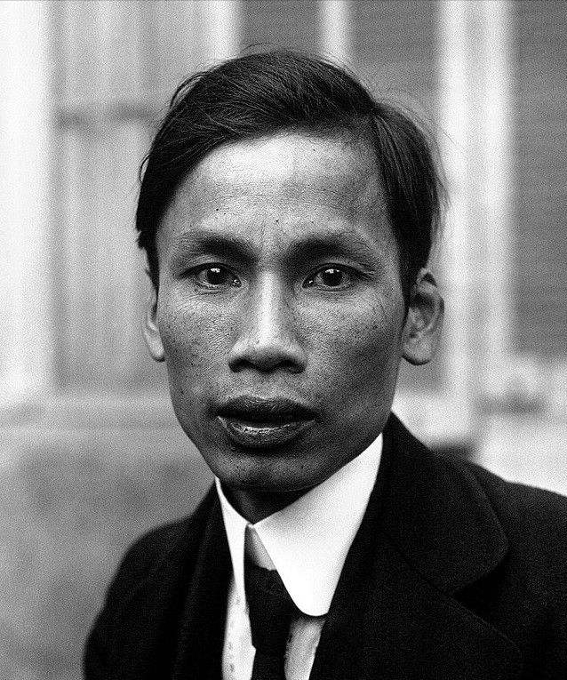 周总理准备送直5型专机给胡志明贺寿,贺龙:不行,马上停止出国