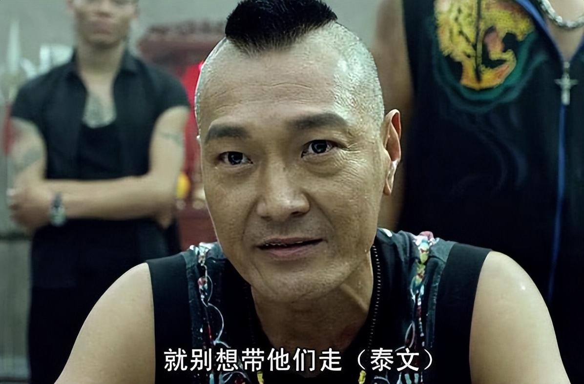 《杀破狼》中都有做过配角,很多观众也是借着这些电影认识了卢惠光