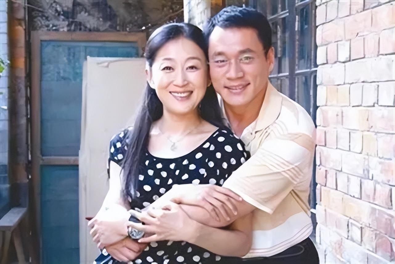 回顾陈瑾:曾与亲哥哥相约不婚不育,20年拒吃主食,如今过得怎样