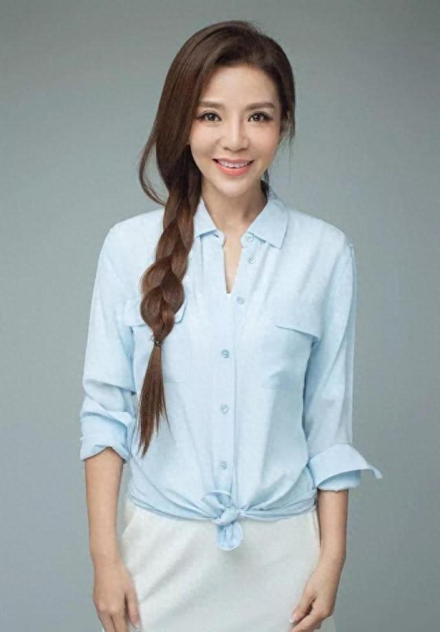 回顾央视主持朱迅:我是婆婆的孝顺女儿,共同加柴"炉火"才更旺