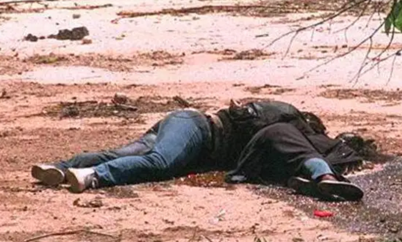 2000年5月9日清晨,家住沈阳南运河边的贾大爷像往常一样出门跑步