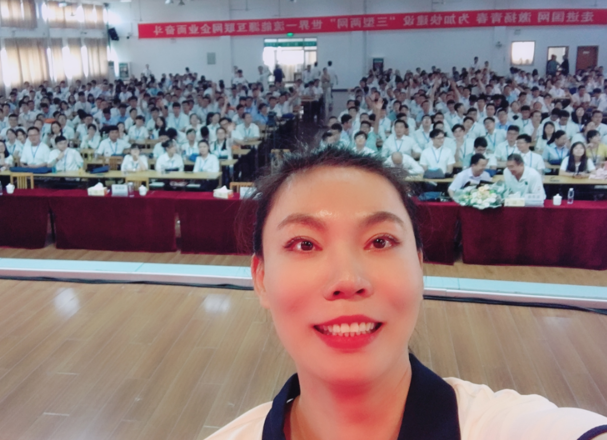 回顾女排张萍:从替补席走出来的奥运冠军,婚恋成她与