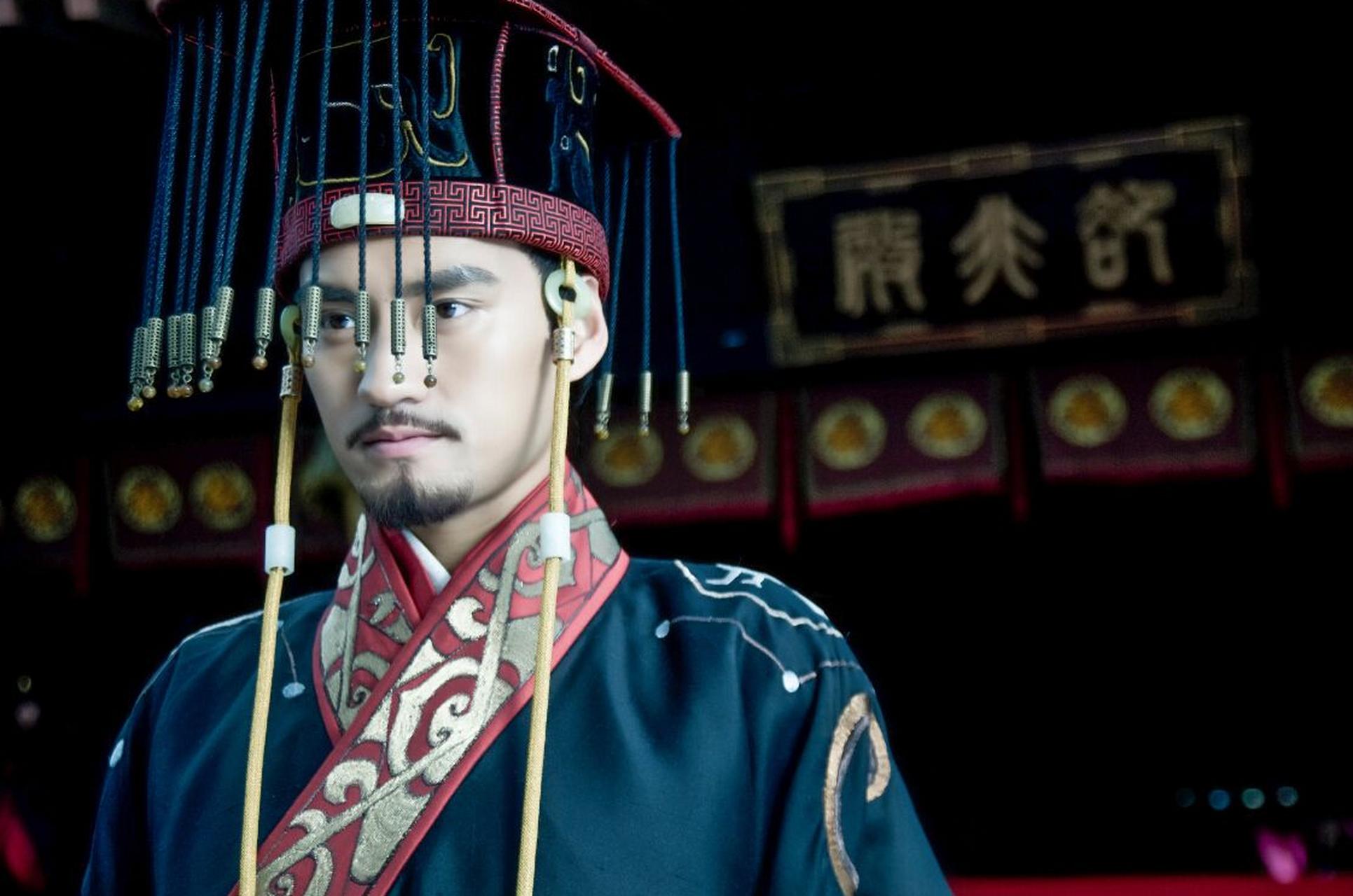 光武帝刘秀以柔善治天下,开创光武中兴,深受臣民爱戴.