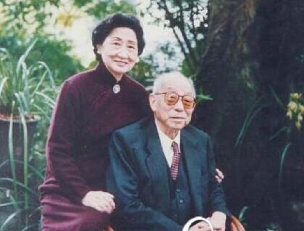 93年张学良得知儿子要回大陆,再三叮嘱:一定到了北京,再回东北