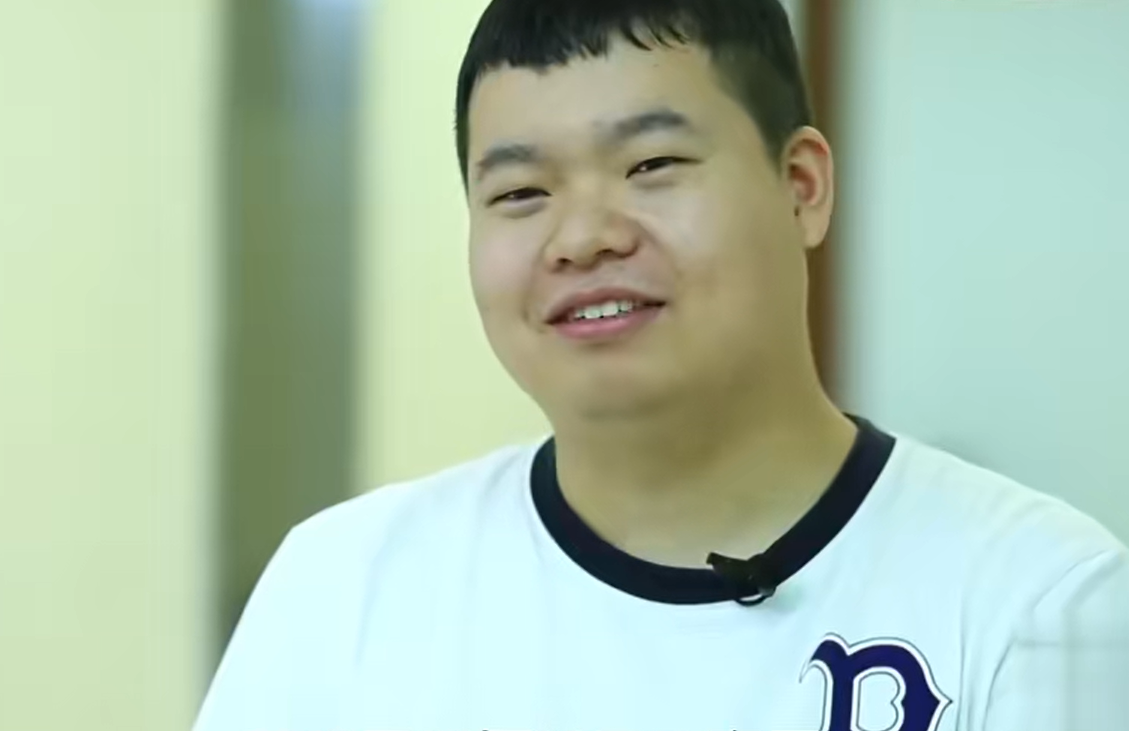 2017年,小宇只有二十五岁,一年之前她还是个小姑娘.