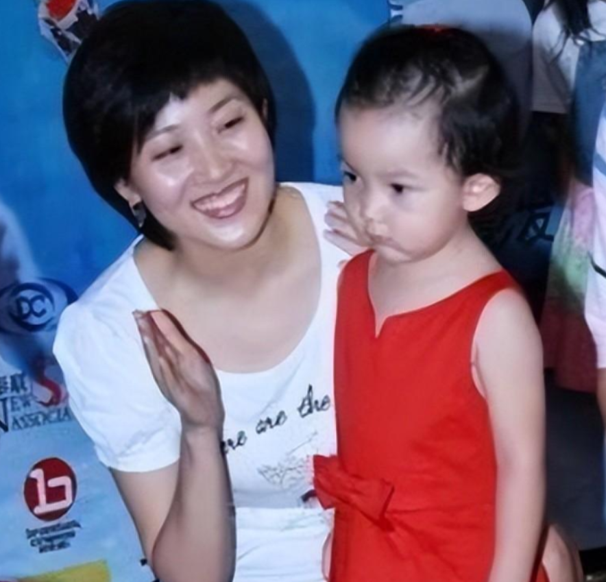 回顾鲁健:32岁娶小6岁的郑天亮,婚后分居15年,分居背后有辛酸