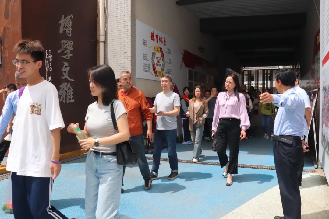 有温度,有深度,西安博雅艺术职业高中的家长会这样开!