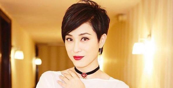 回顾陈法蓉:被周慧敏掌掴,被李嘉欣夺爱,假富豪骗了她2.8亿