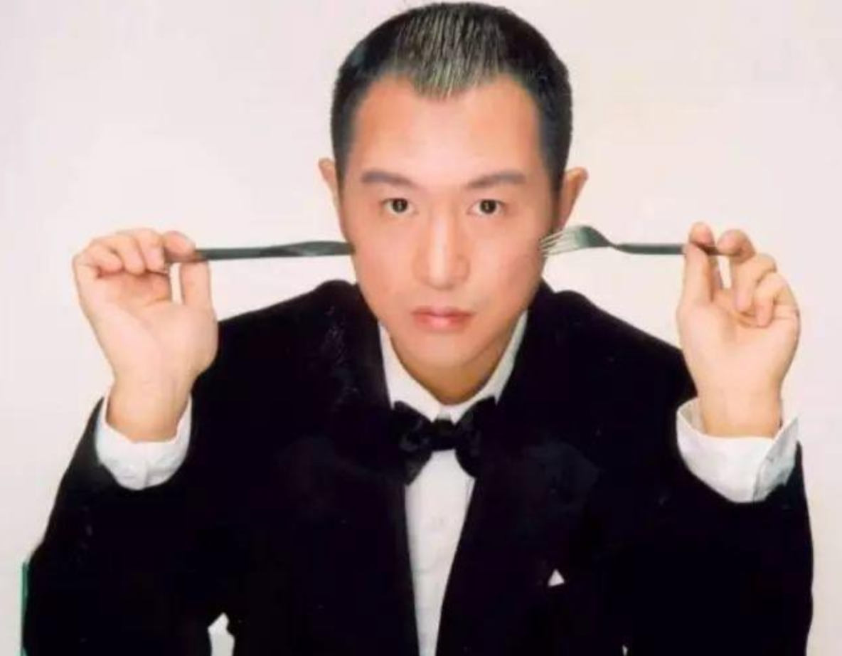 回顾高枫:去世20年后,妹妹曾泉移居美国,父母的坚持令人泪目