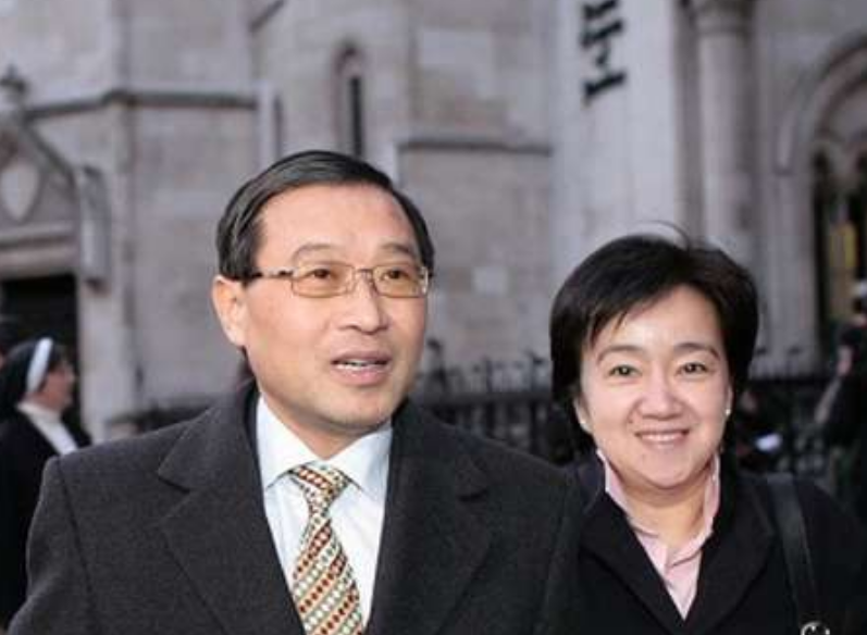 2004年,华人厨子继承英国富婆亿万遗产,亲属怒告法庭,结局如何