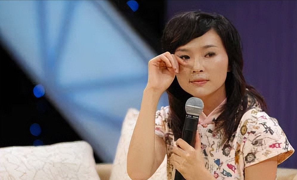 2008年,那个播报汶川地震时流泪的女主播宁远,如今怎么样了?